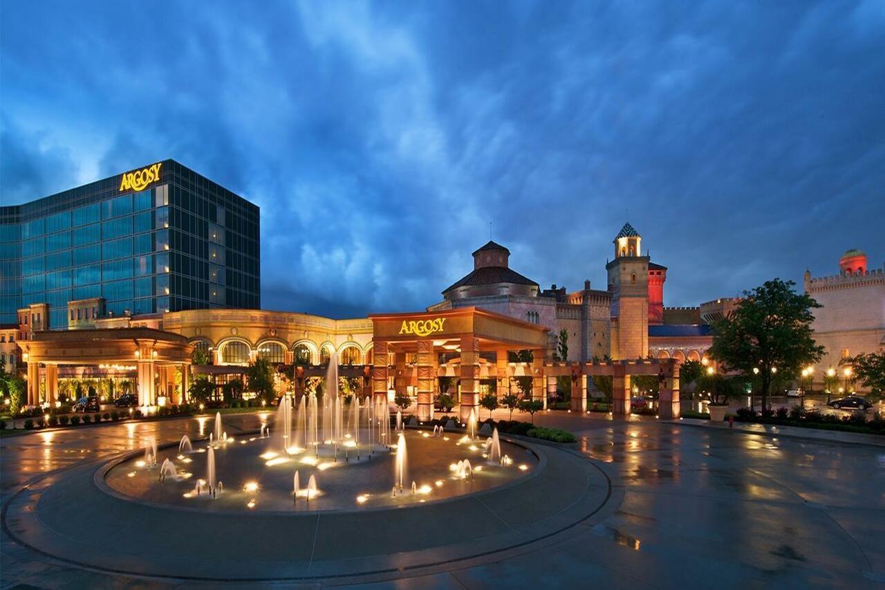 Argosy Casino Hotel & Spa Riverside Екстериор снимка