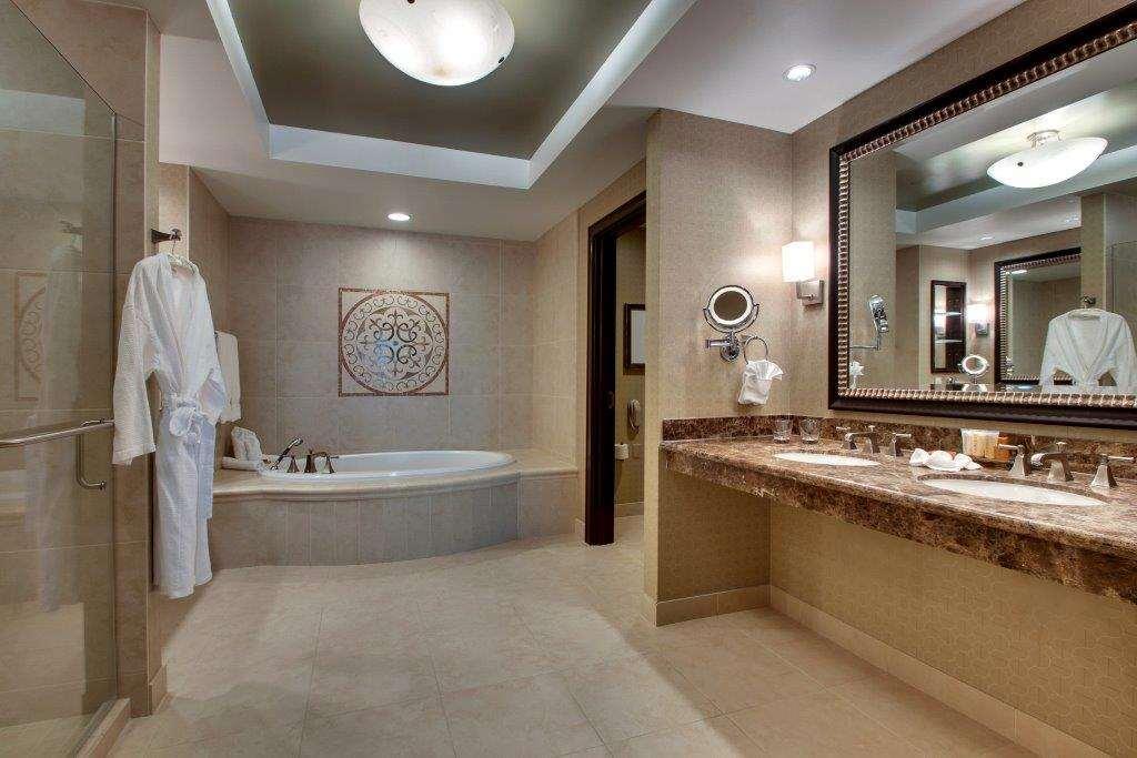 Argosy Casino Hotel & Spa Riverside Стая снимка