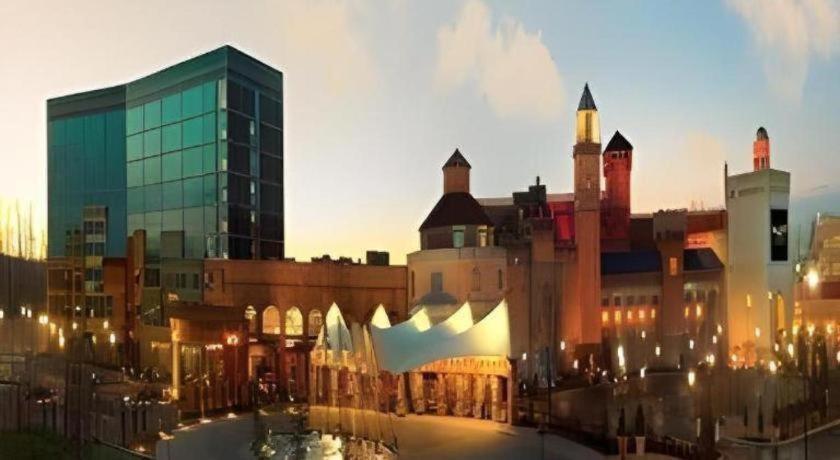 Argosy Casino Hotel & Spa Riverside Екстериор снимка