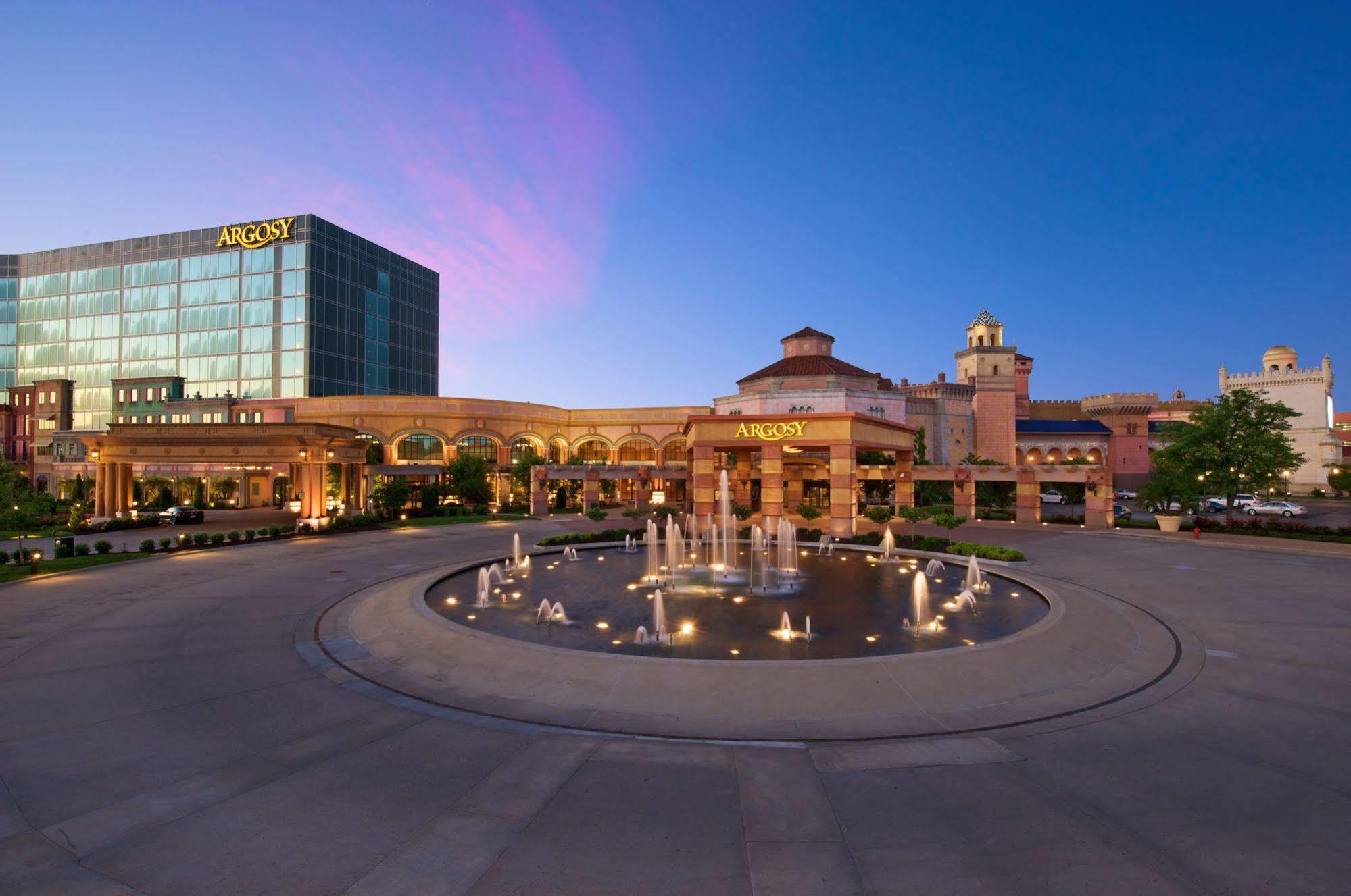 Argosy Casino Hotel & Spa Riverside Екстериор снимка